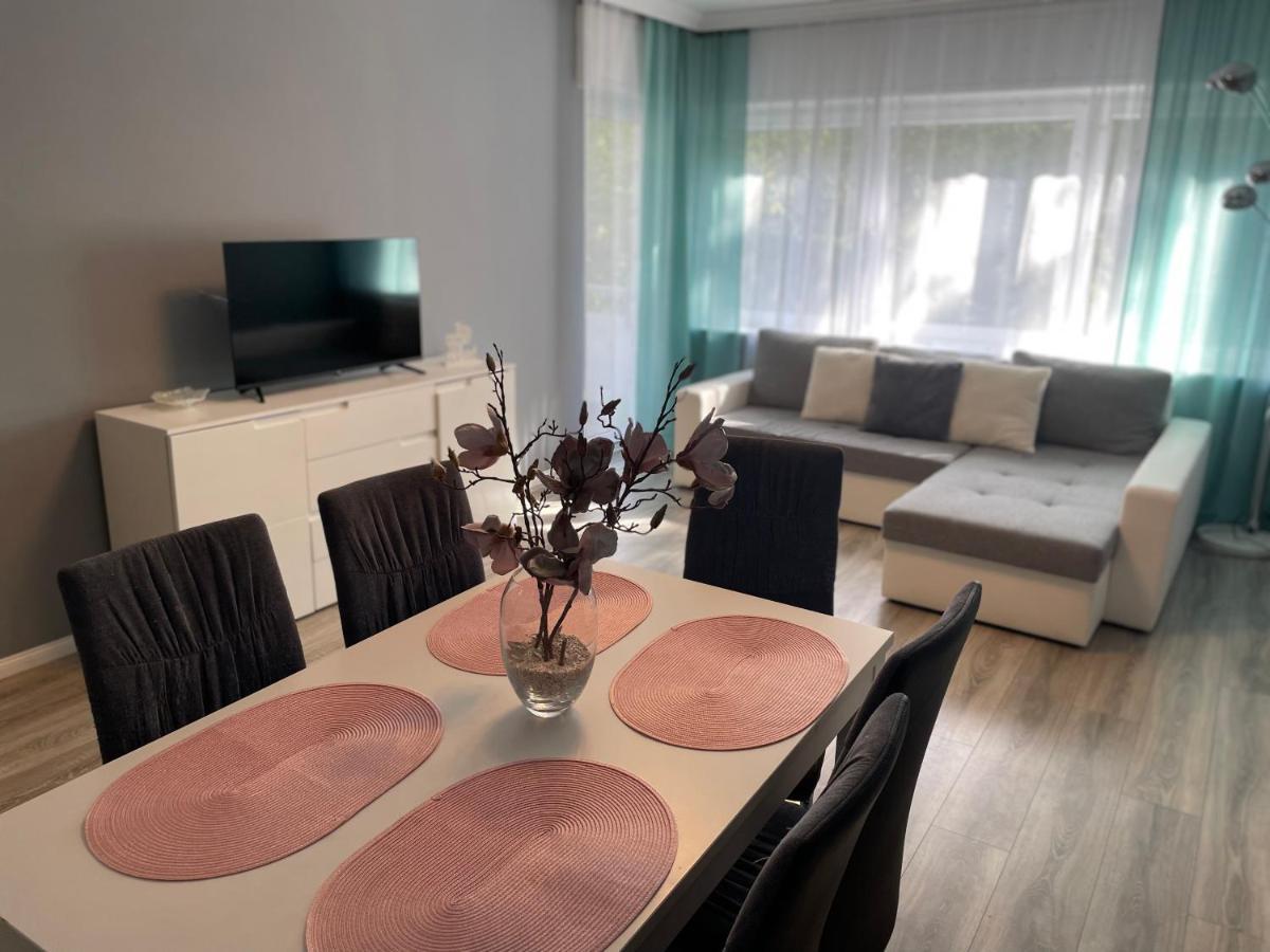 Family Apartment Karlsruhe Exterior photo